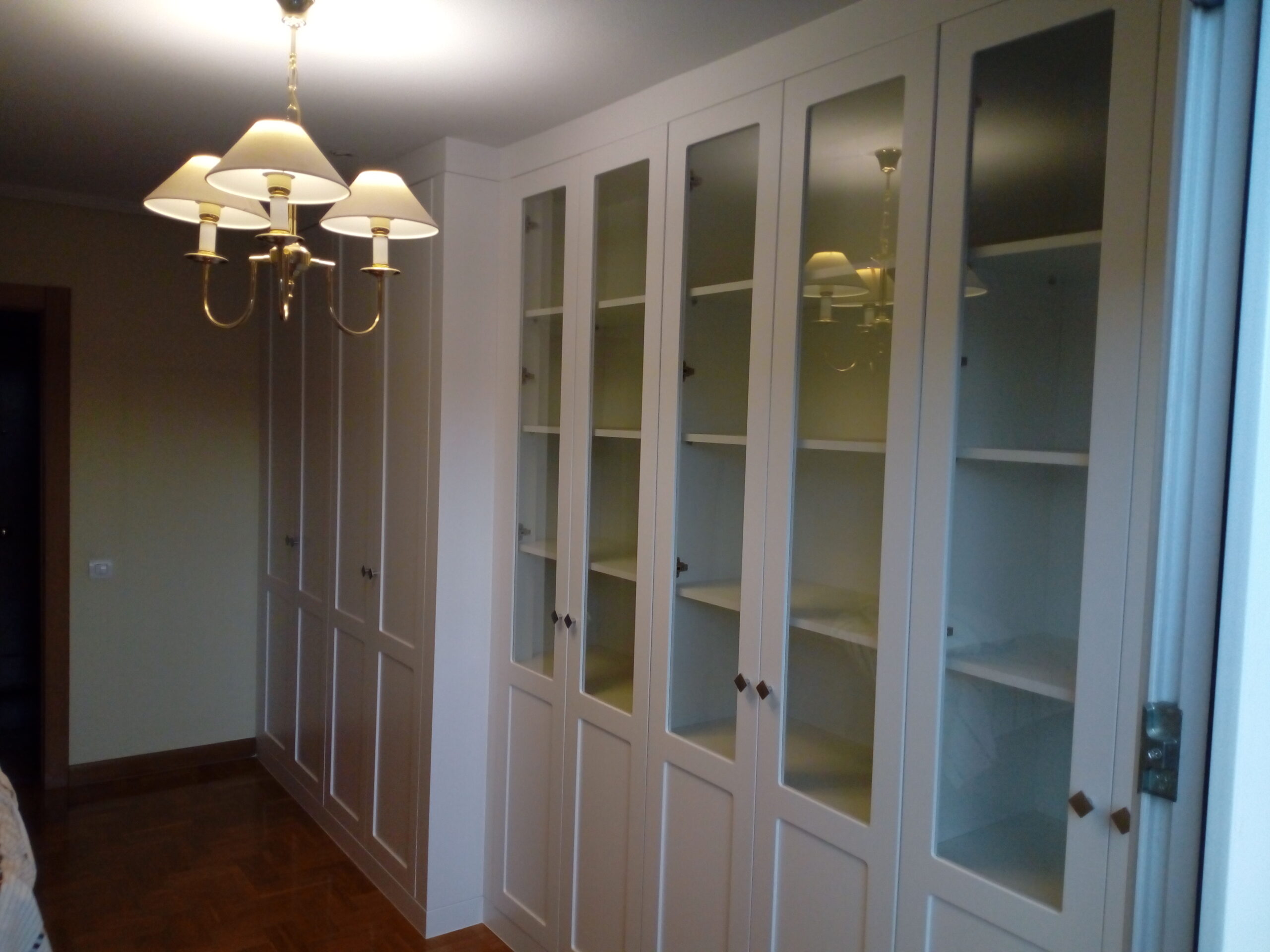 Armarios y Vestidores a Medida en Oviedo