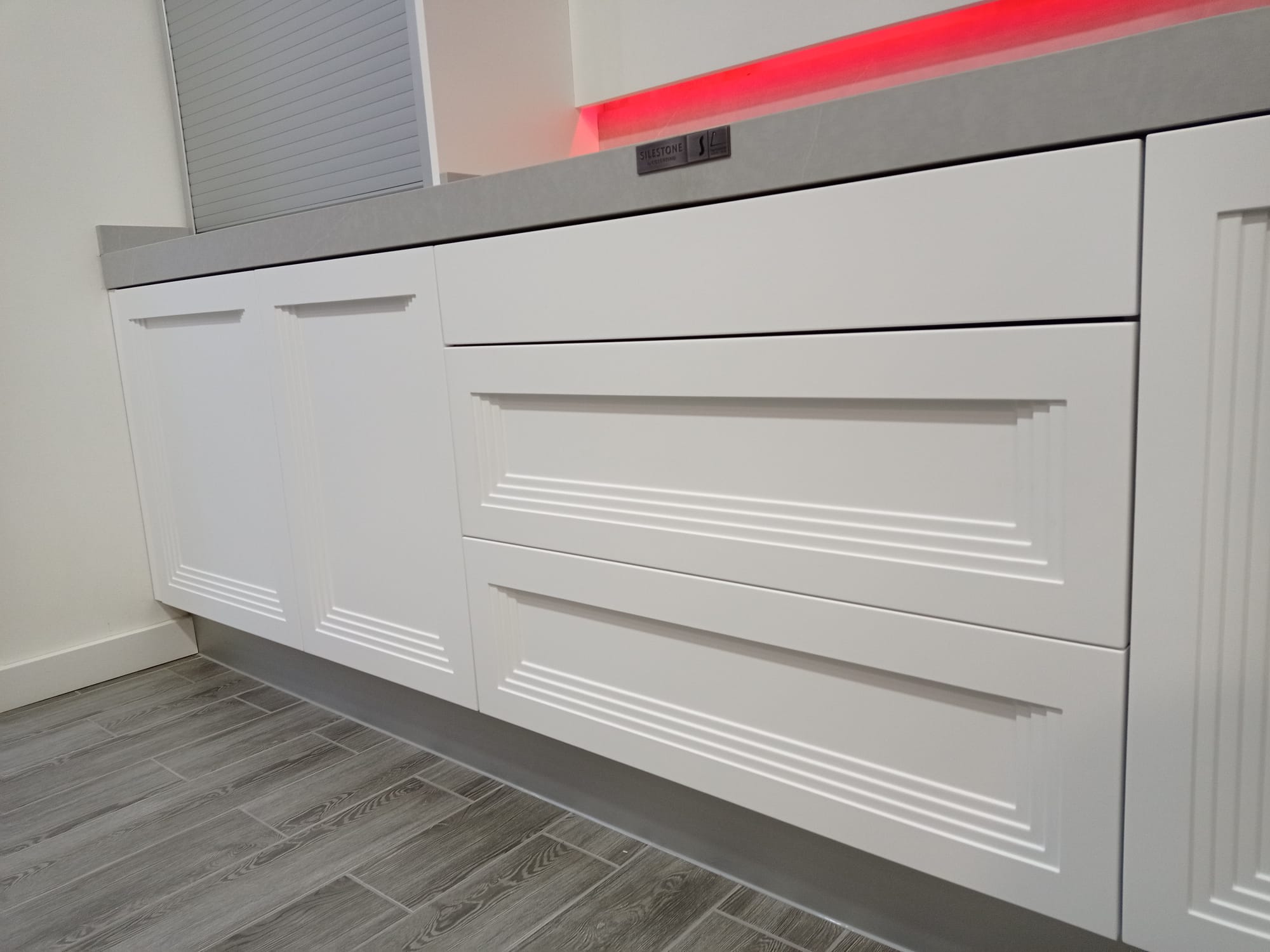 Herrajes Hettich de alta gama